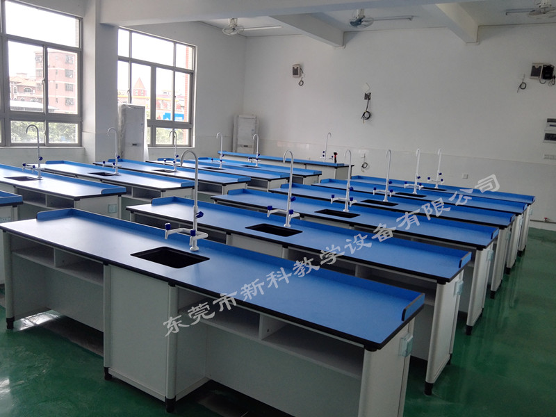 <a href='http://www.golook.cc/chanpin/53-1.html' target='1' style='font-size:18px; font-weight:bold; color:#000000;'>科學實驗室</a>