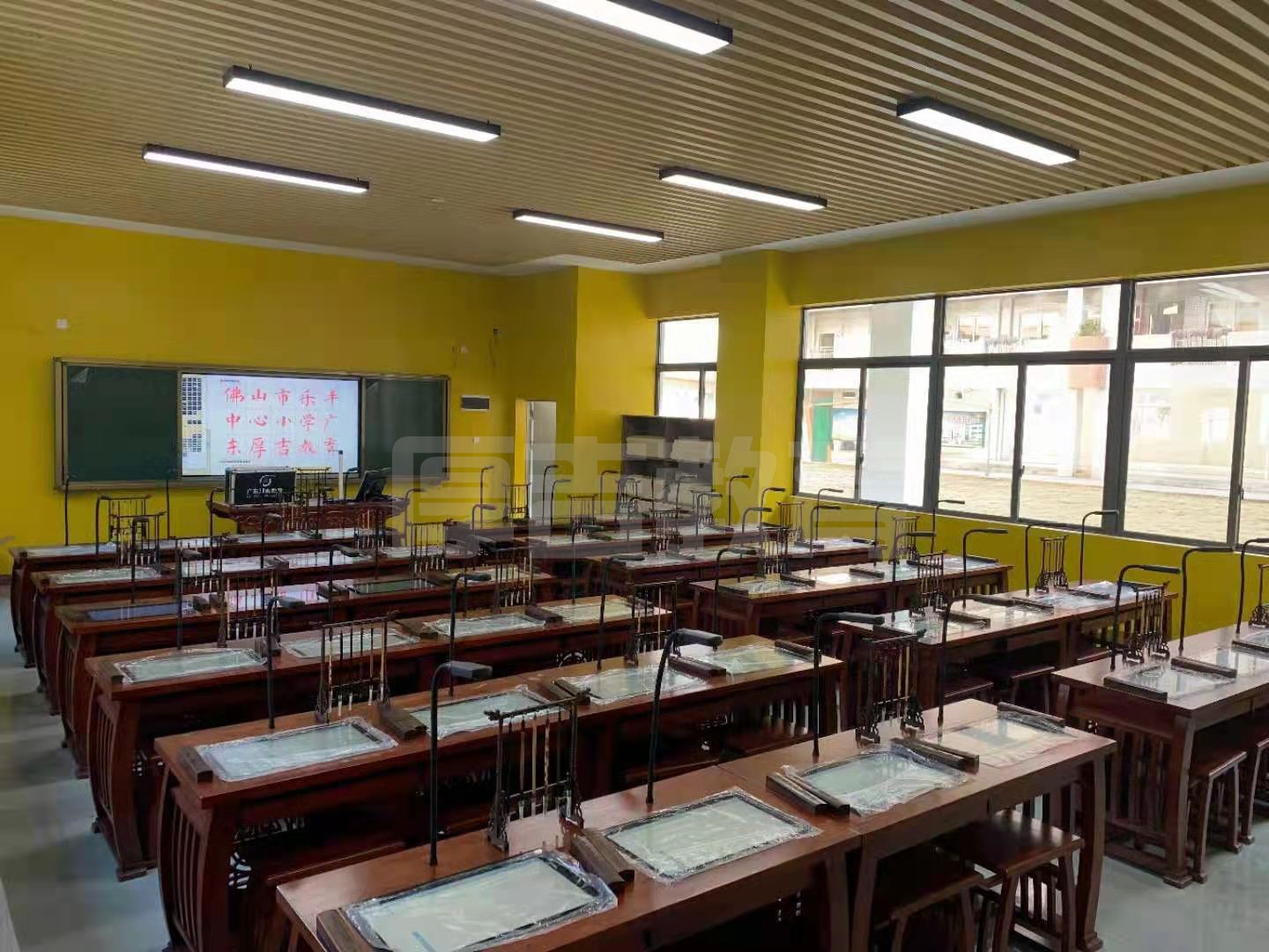 <a target='1' style='font-size:14px; font-weight:bold; color:#0080ff;'>數(shù)字書法教室</a>