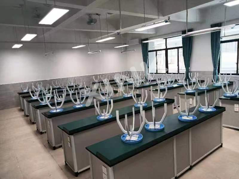 <a href='http://www.golook.cc/' target='1' style='font-size:14px; font-weight:bold; color:#0080ff;'>物理實(shí)驗(yàn)室</a>