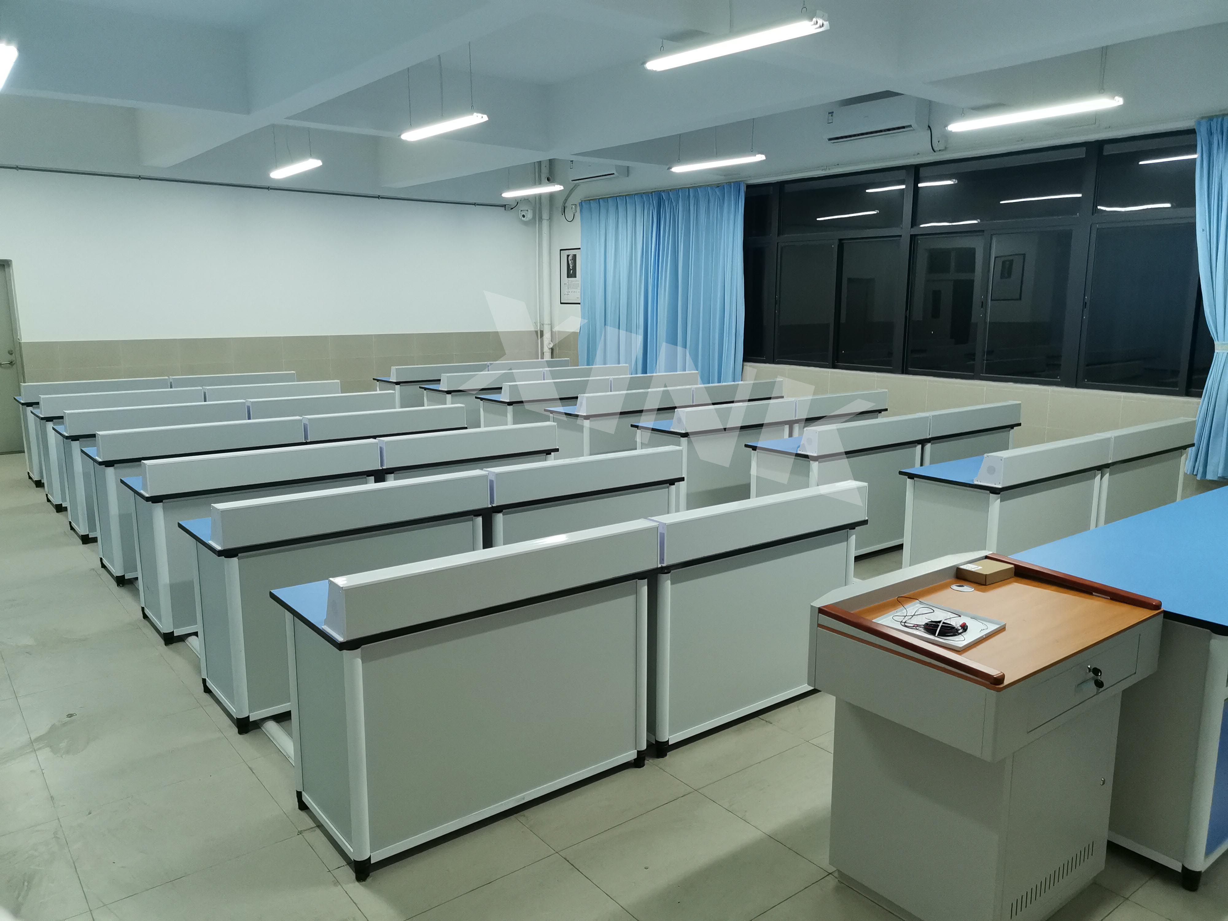 <a href='http://www.golook.cc/' target='1' style='font-size:14px; font-weight:bold; color:#0080ff;'>物理實驗室</a>