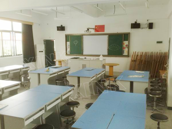 <a href='http://www.golook.cc/chanpin/56-1.html' target='1' style='font-size:18px; font-weight:bold; color:#000000;'>美術(shù)功能室</a>2