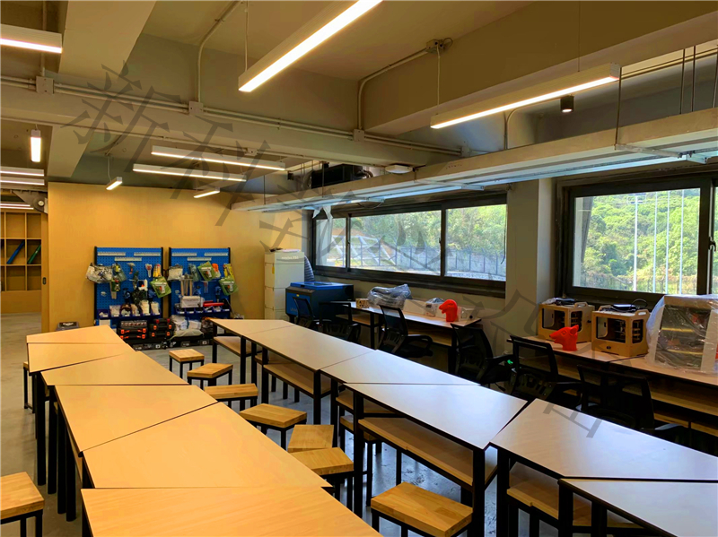 <a href='http://www.golook.cc' target='1' style='font-size:14px; font-weight:bold; color:#0080ff;'>創(chuàng)客實(shí)驗(yàn)室</a>