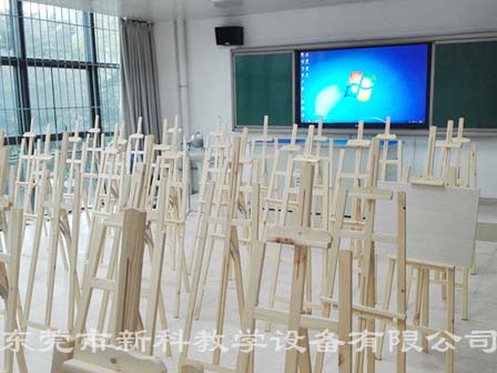 <a href='http://www.golook.cc/chanpin/56-1.html' target='1' style='font-size:18px; font-weight:bold; color:#000000;'>美術(shù)功能室</a>